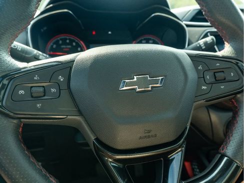 Used 2021 Chevrolet TrailBlazer RS w/ Sun and Liftgate Package FWD image 31
