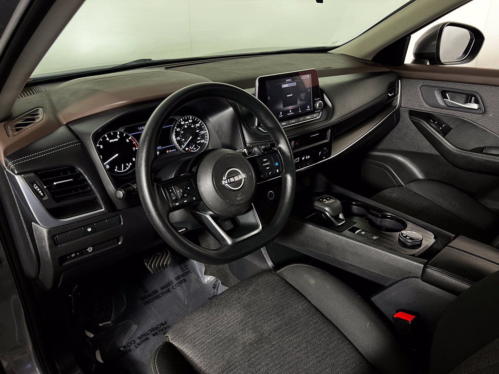 Used 2023 Nissan Rogue SV AWD/4WD image 9