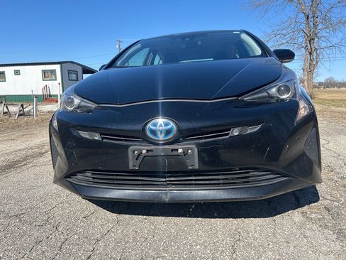 Used 2017 Toyota Prius image 28