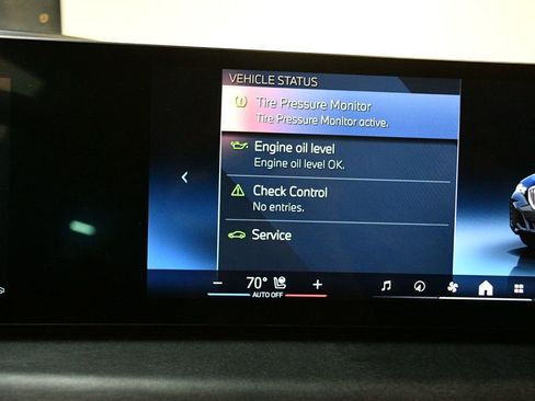 Used 2025 BMW X5 xDrive40i w/ Executive Package image 65