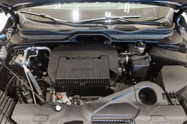 Used 2025 Honda Pilot Touring image 3