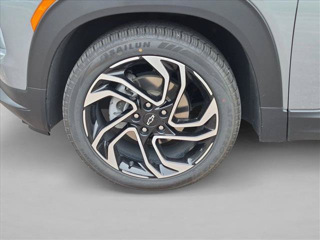 Used 2024 Chevrolet TrailBlazer RS w/ Convenience Package FWD image 23