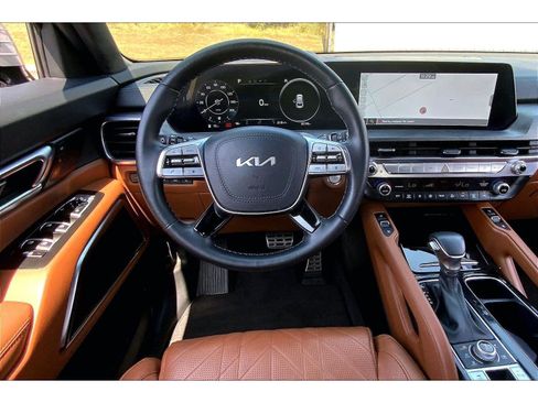 Used 2023 Kia Telluride SX Prestige X-Pro AWD/4WD image 5