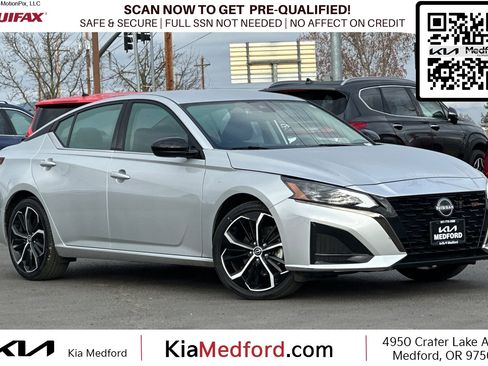 Used 2025 Nissan Altima 2.5 SR image 1