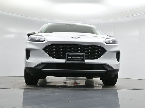 Certified 2022 Ford Escape SE w/ Convenience Package image 47