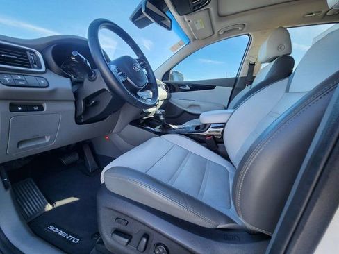 Used 2020 Kia Sorento SX image 10
