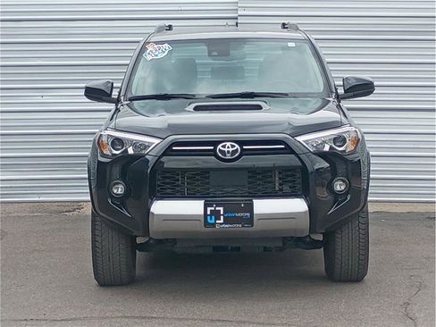 Used 2024 Toyota 4Runner TRD Off-Road image 13