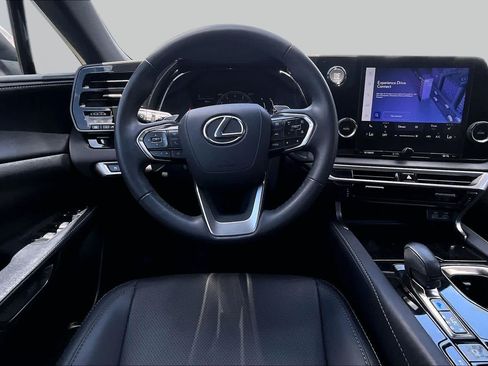 Used 2024 Lexus RX 350 FWD w/ Technology Package image 6
