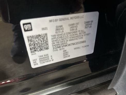 Used 2021 Chevrolet Traverse LT w/ LT Premium Package image 35