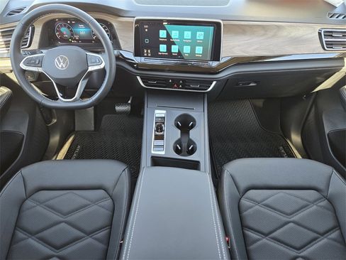 New 2026 Volkswagen Atlas SE image 20