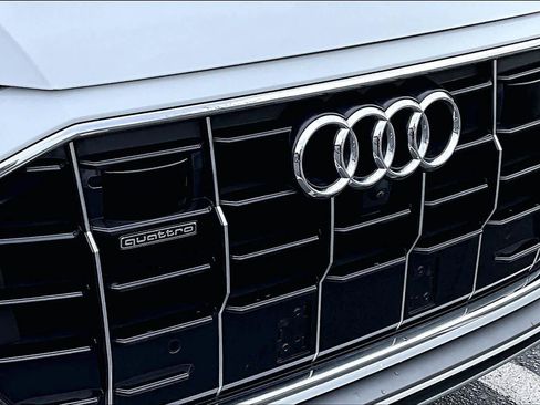 Used 2021 Audi Q8 Premium Plus w/ Premium Plus Package image 29