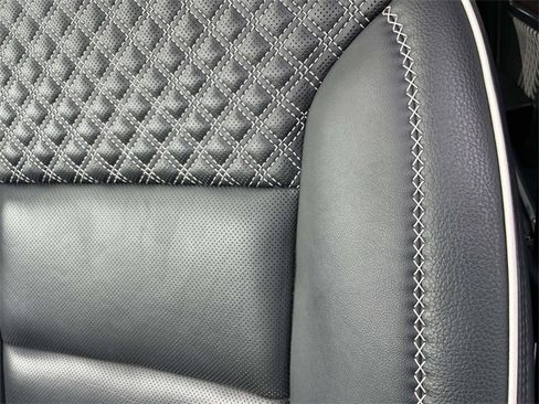 Used 2024 GMC Acadia Denali w/ Super Cruise Package image 20