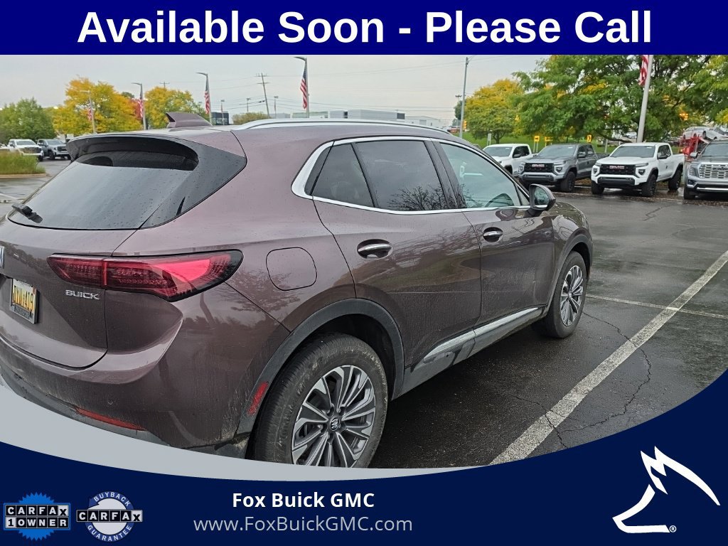 Used 2025 Buick Envision Preferred AWD/4WD image 4