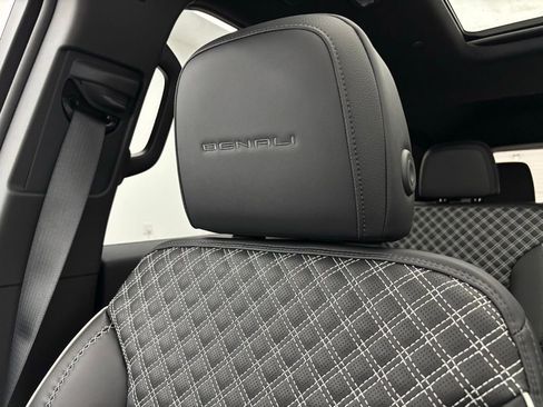 New 2026 GMC Acadia Denali w/ Super Cruise Package image 51