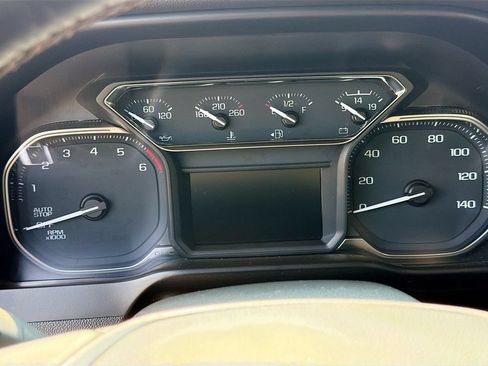 Used 2021 GMC Sierra 1500 AT4 w/ AT4 Preferred Package AWD/4WD image 12