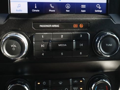 Used 2020 Ford F250 Lariat w/ Lariat Value Package AWD/4WD image 41