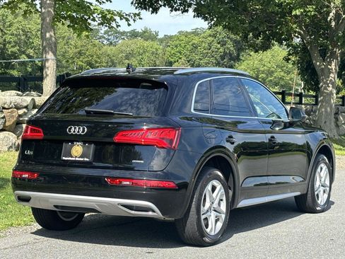 Used 2019 Audi Q5 2.0T Premium w/ Convenience Package AWD/4WD image 4