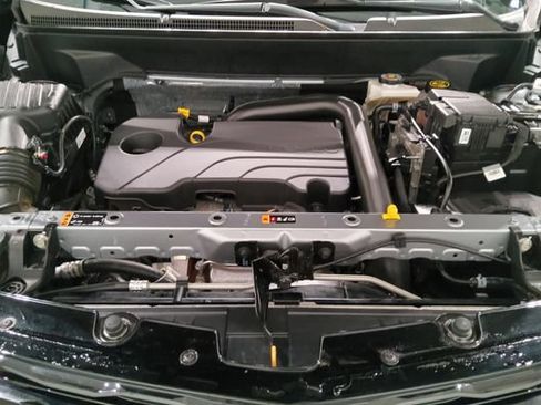 Used 2024 Chevrolet Equinox RS w/ LPO, Floor Liner Package AWD/4WD image 10