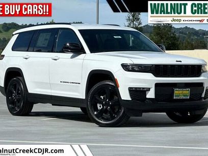 New 2025 Jeep Grand Cherokee L Limited w/ Black Appearance Package