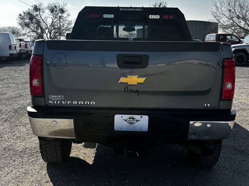 Used 2012 Chevrolet Silverado 2500 LT w/ Convenience Package AWD/4WD image 16