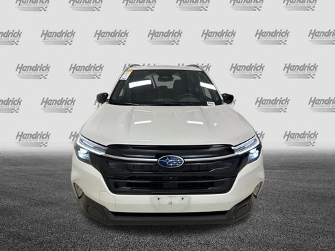 Used 2025 Subaru Forester Touring AWD/4WD image 3