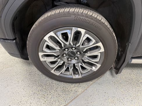 Used 2023 GMC Sierra 1500 Denali Ultimate image 31