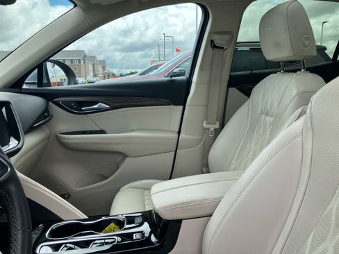Used 2023 Buick Envision Avenir FWD image 11