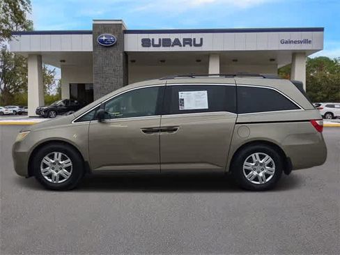 Used 2011 Honda Odyssey LX image 3
