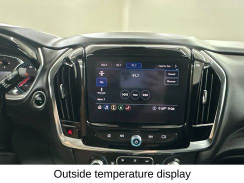 Used 2021 Chevrolet Traverse RS FWD image 48
