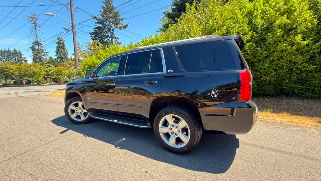 Used 2015 Chevrolet Tahoe LTZ AWD/4WD image 4