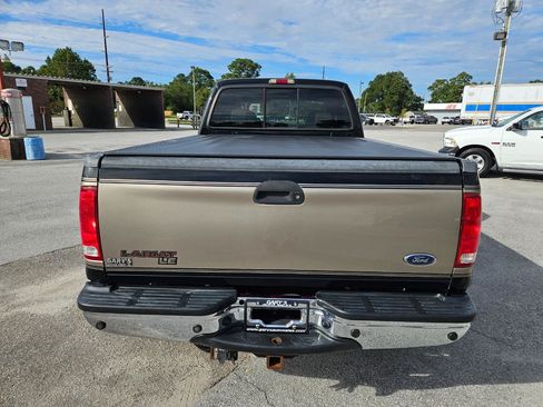 Used 2004 Ford F350 Lariat AWD/4WD image 5