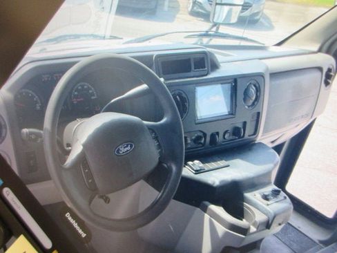 Used 2019 Ford E-450 and Econoline 450 Super Duty w/ Shuttle Bus Prep Package RWD image 7