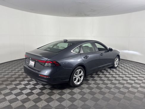 Certified 2023 Honda Accord LX image 5