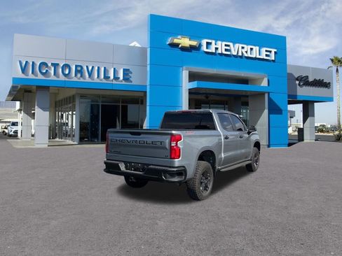 Used 2024 Chevrolet Silverado 1500 LT Trail Boss w/ LPO, Dark Essentials Package AWD/4WD image 5