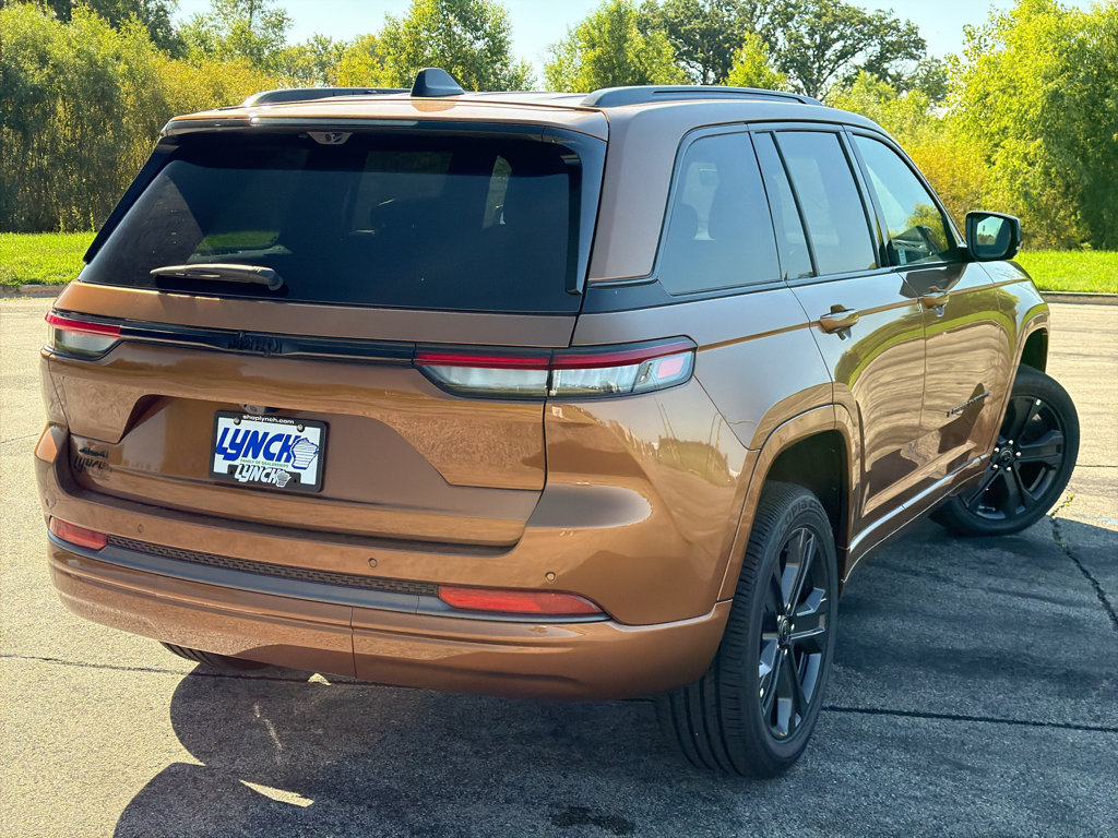 New 2027 Jeep Grand Cherokee Limited AWD/4WD image 4