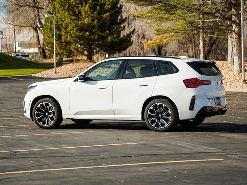 Used 2025 BMW X3 M50 w/ Premium Package image 7