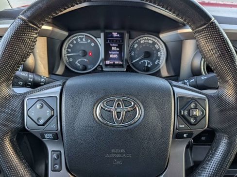 Used 2016 Toyota Tacoma SR5 image 23