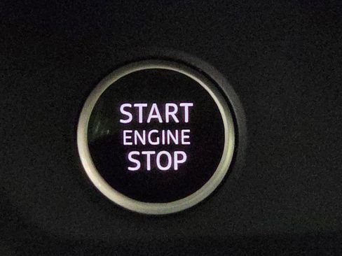 Used 2024 Audi Q3 2.0T Premium image 30