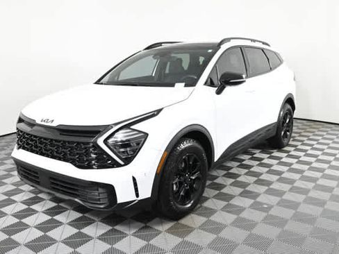 Used 2025 Kia Sportage X-Pro image 2