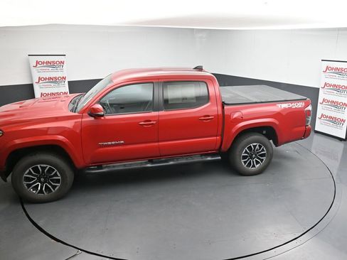 Used 2023 Toyota Tacoma TRD Sport AWD/4WD image 27