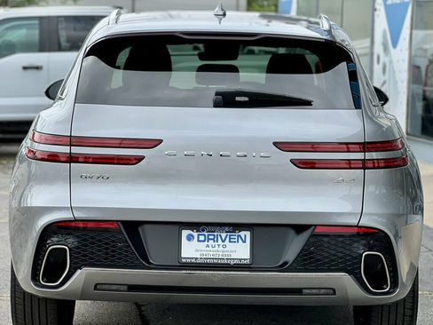 Used 2025 Genesis GV70 2.5T w/ Select Package AWD/4WD image 36