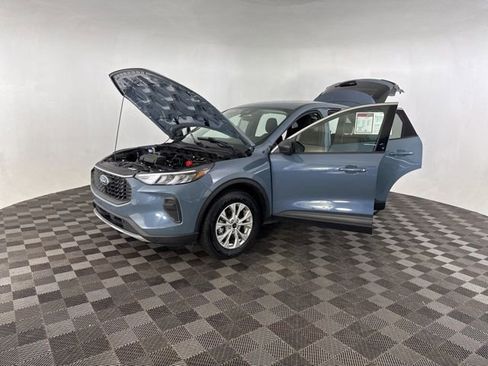 Used 2023 Ford Escape Active image 12