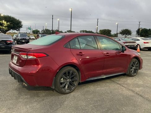 Used 2026 Toyota Corolla SE w/ SE Package FWD image 4