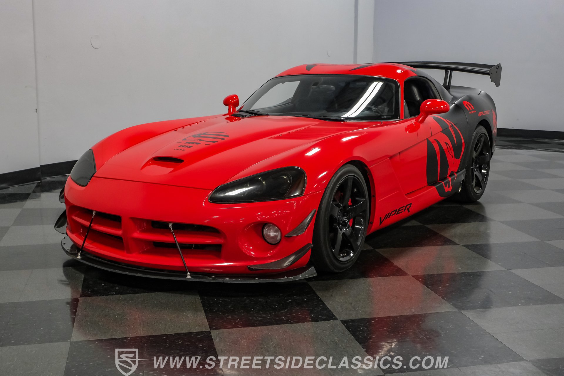 Used 2006 Dodge Viper SRT-10 RWD image 19
