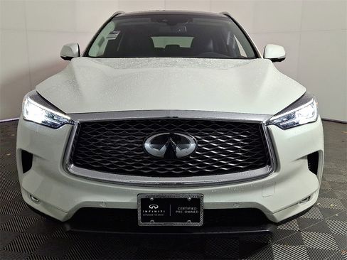 Certified 2022 INFINITI QX50 Essential image 2
