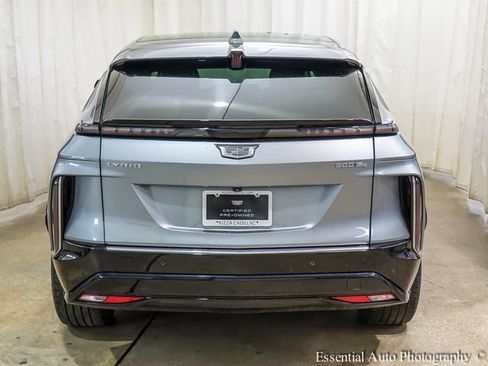 Certified 2024 Cadillac Lyriq Luxury AWD/4WD image 7