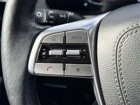 Used 2023 Kia Telluride EX w/ EX Captain's Chair Package image 25