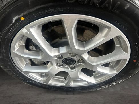 Used 2025 Jeep Compass Limited AWD/4WD image 18