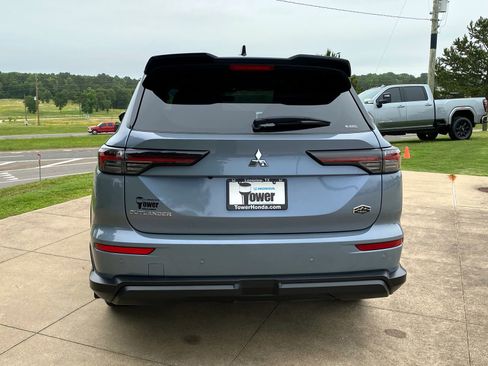Used 2025 Mitsubishi Outlander SE AWD/4WD image 5