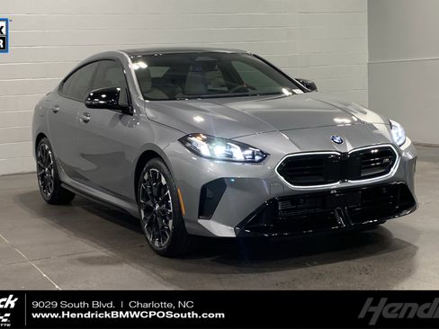 Used 2026 BMW M235i xDrive w/ Technology Package AWD/4WD image 1